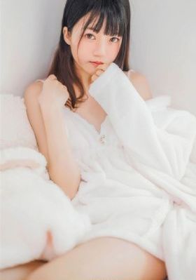 女子浴室啪啪hd三级
