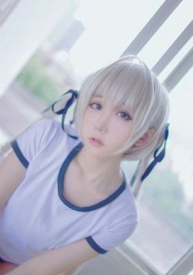 情欲电车蓝衣女